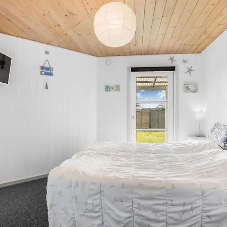 Holiday home Terttu - 250m From The Sea By Interhome *