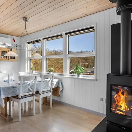 Holiday home Terttu - 250m From The Sea By Interhome